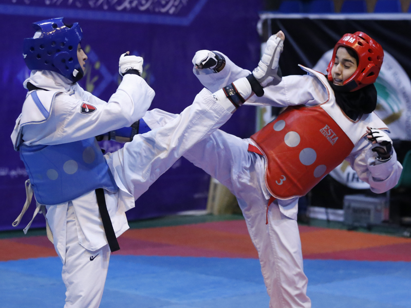 ویدئو هفته سوم و چهارم لیگ برتر تکواندو همراه با پریسا ادراکی