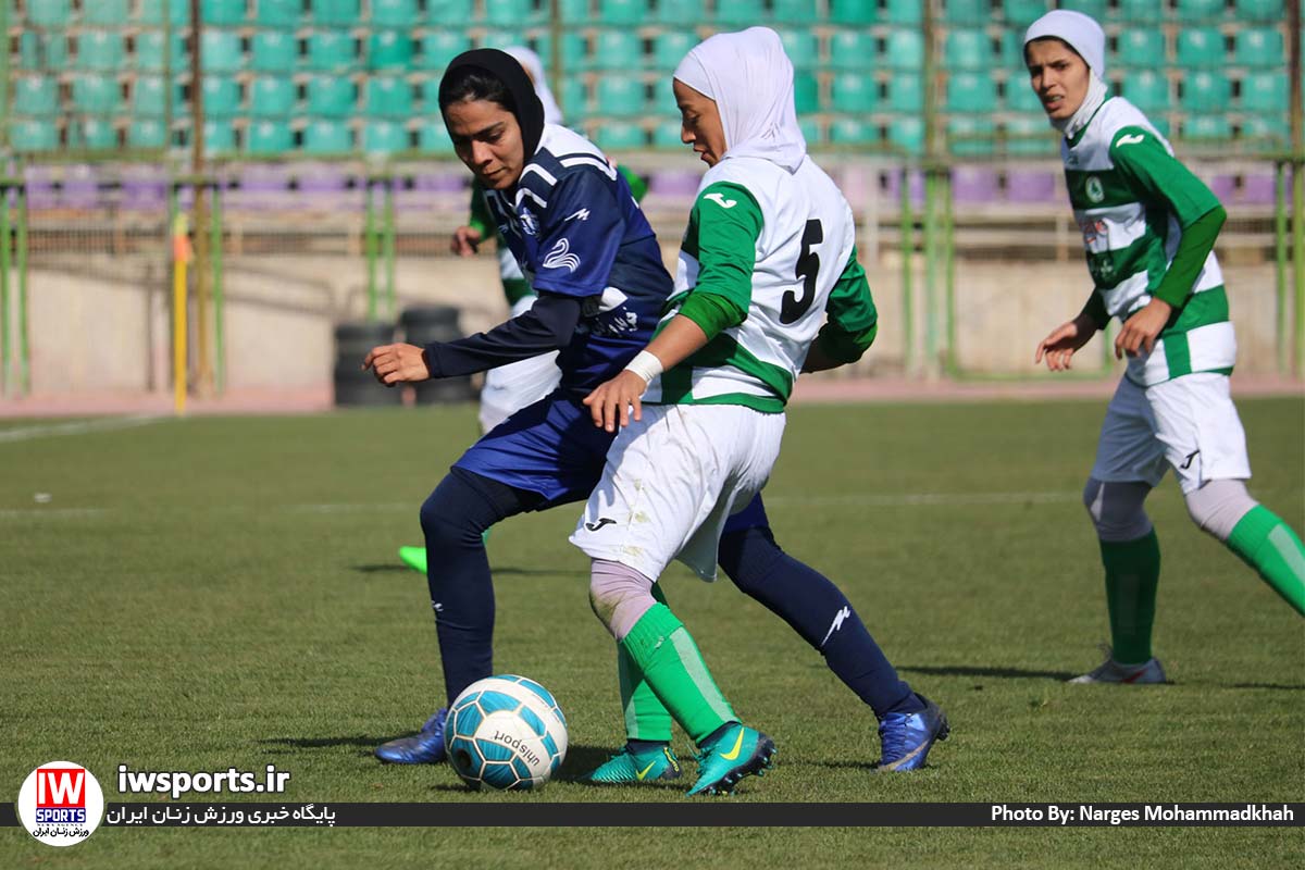 لیگ برتر فوتبال زنان ۹۸