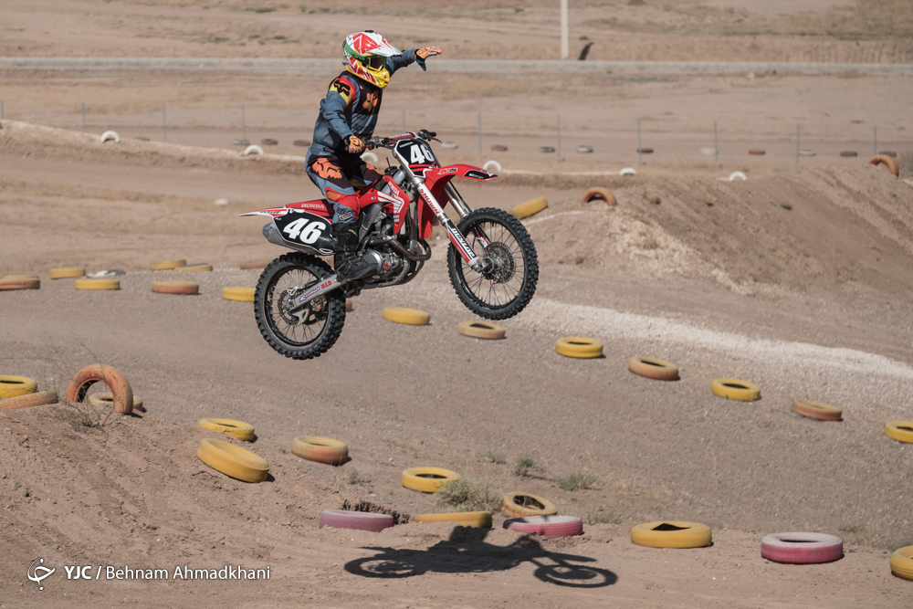 چالش‌های دختران موتور سوار | نه پول هست، نه مسابقه و نه اعزام