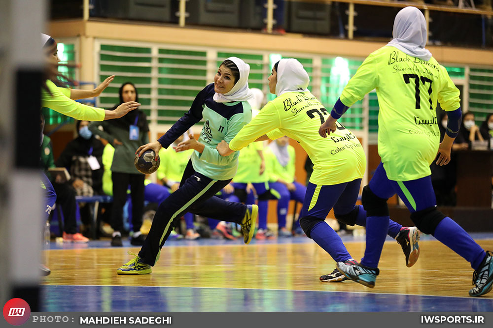 پیروزی تاسیسات دریایی در دور دوم لیگ هندبال