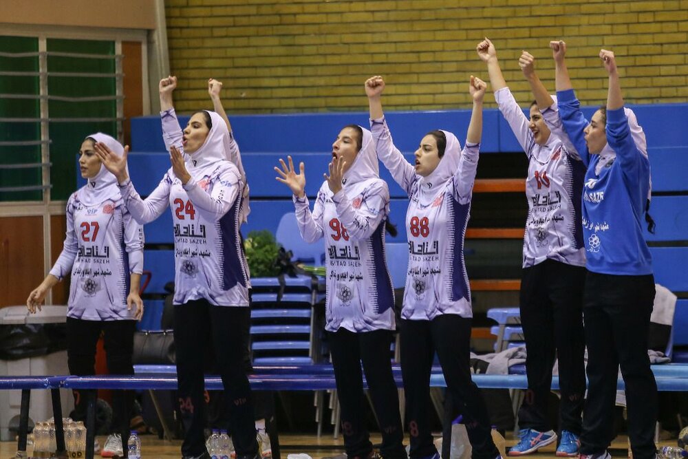 برتری اشتاد سازه و شهید شاملی کازرون برابر حریفان