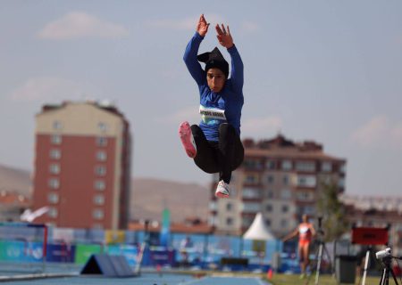 ریحانه مبینی در پرش طول فینالیست شد