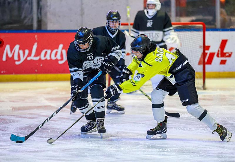 پیروزی نزدیک آیس باکس برابر لوتوس کارپت