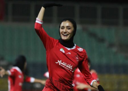 زینب عباس‌پور و آغاز دلپذیر با پیراهن پرسپولیس