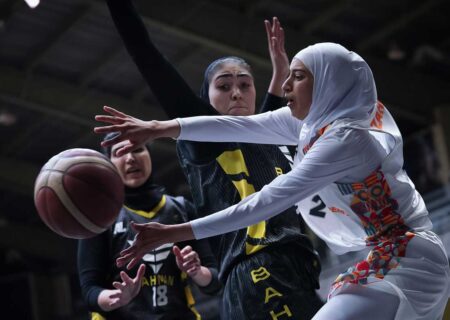 استقلال، گروه بهمن و سحر با پیروزی آغاز کردند