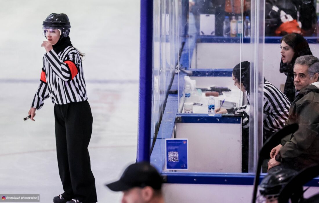 صفورا تقینژاد در مسابقات جوانان جهان قضاوت میکند