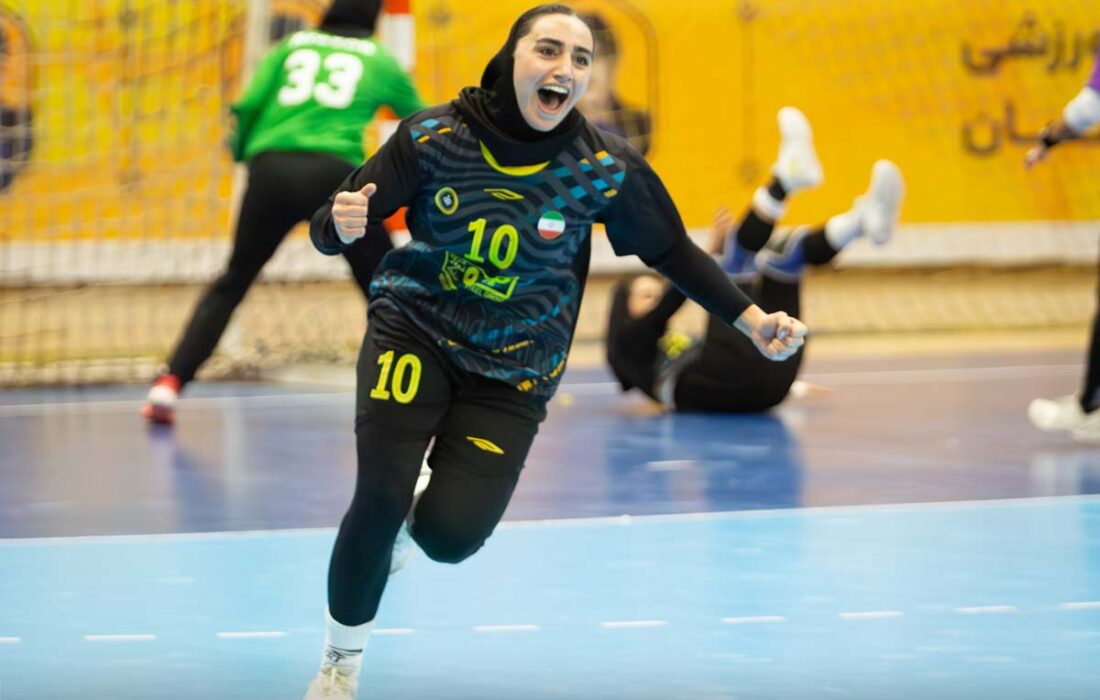 پیروزی بزرگ نامینو بر استقلال | بافق و سپاهان بردند